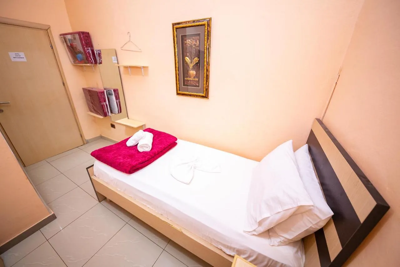 **  Center Elite Tirana Hotel Albanië