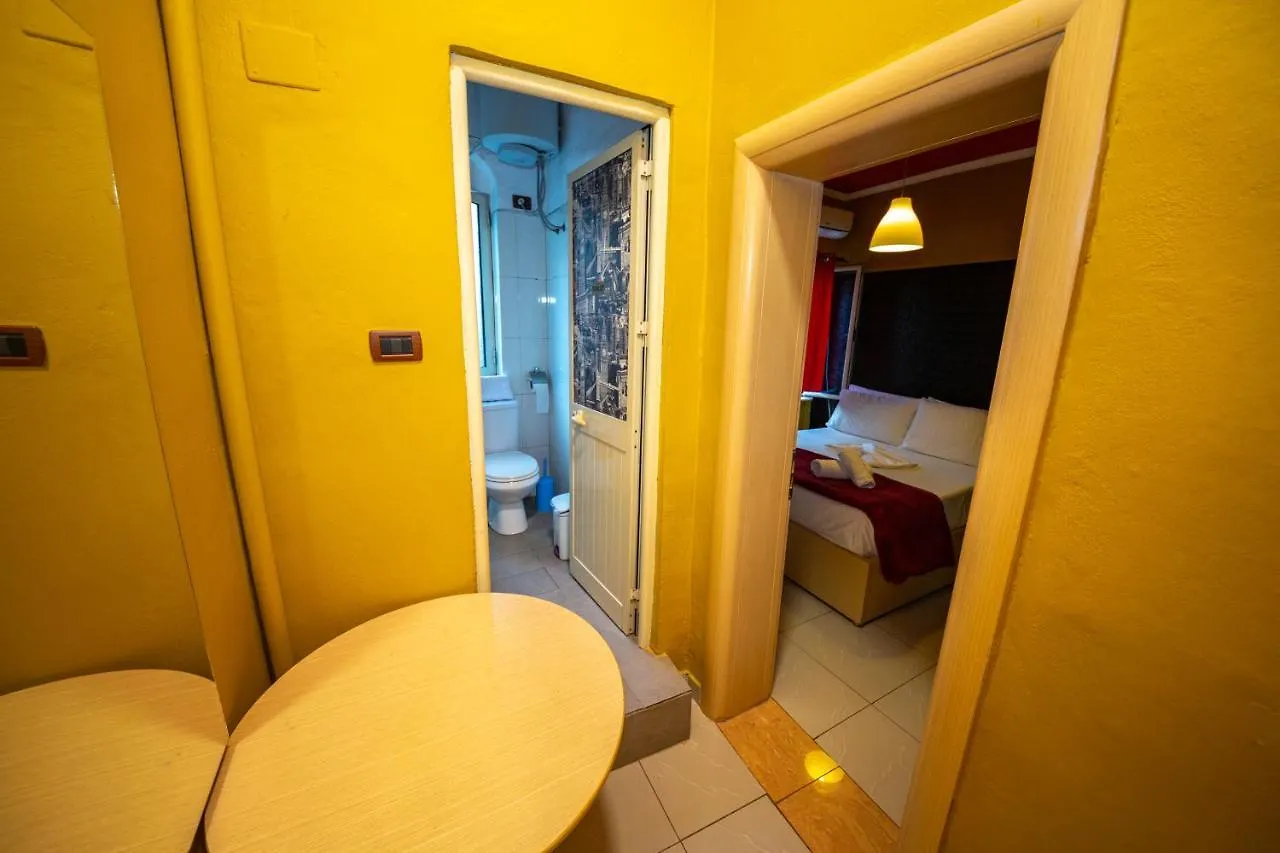 Hotel Center Elite Tirana 2*,  Albanien